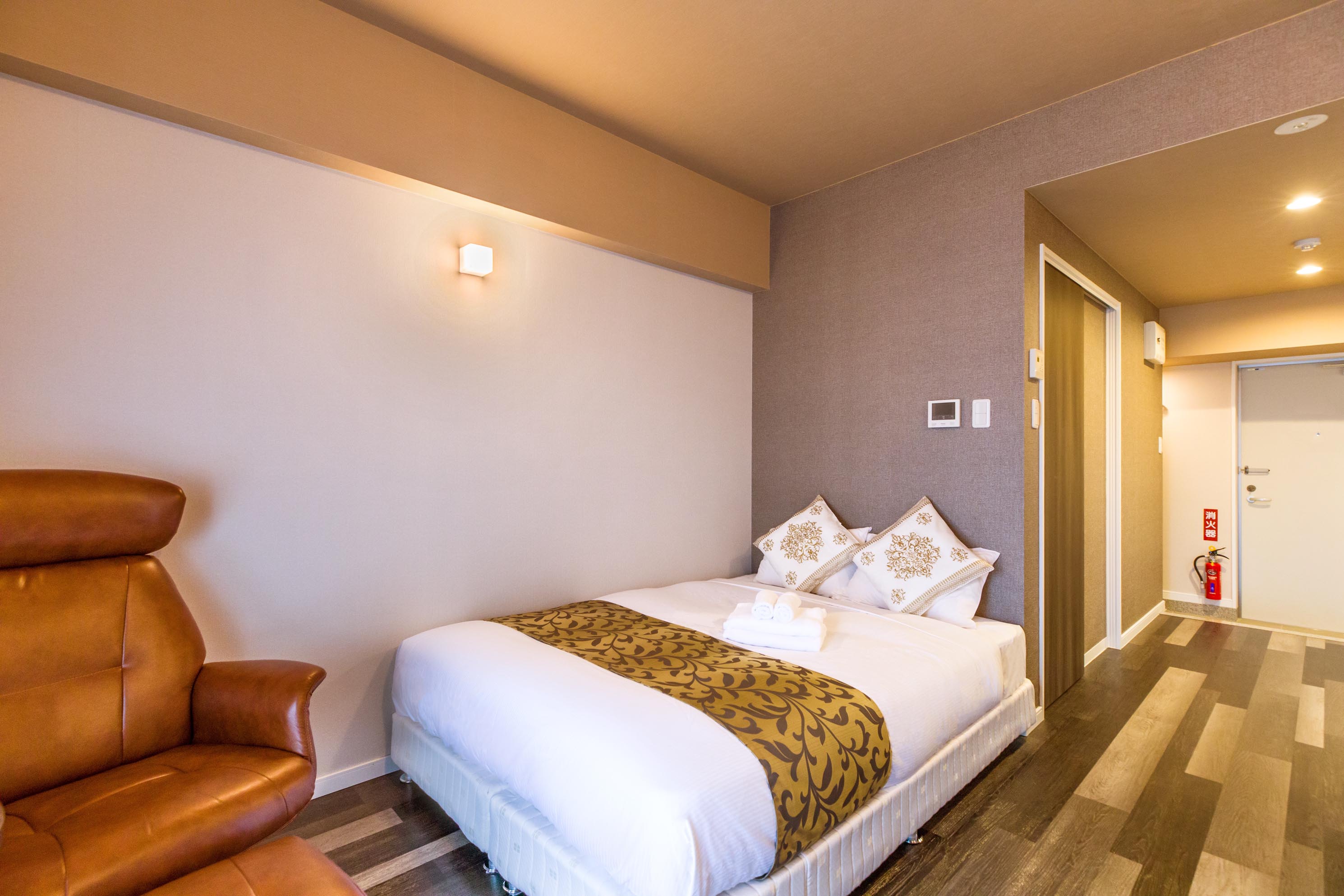 HOTEL KINJO 旭橋駅前 6 ダブルルーム【24平米】 客室・別角度