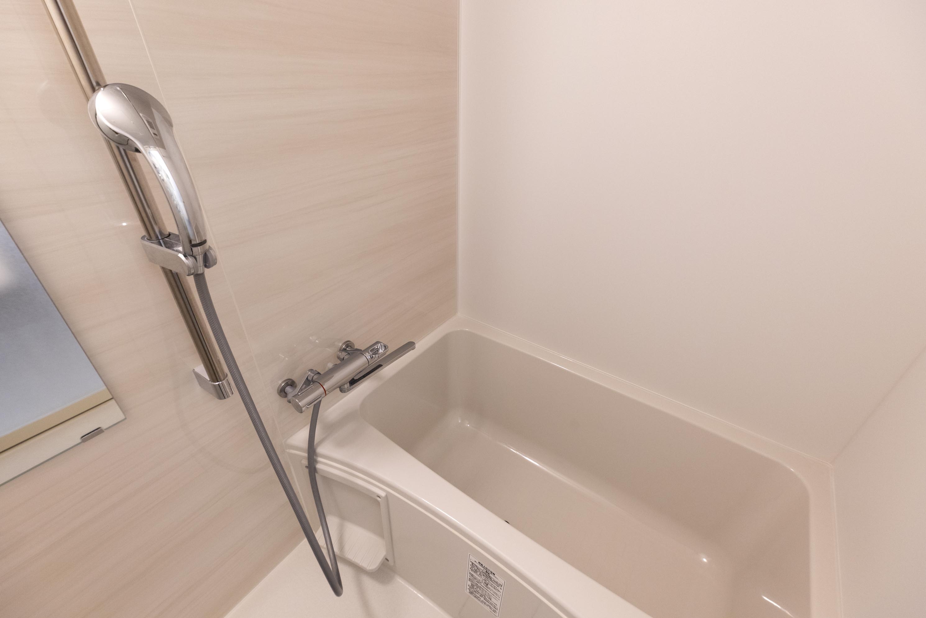 HOTEL KINJO 宮古島久貝 390 洗濯機付 ダブルルーム【22平米】 浴 rooms