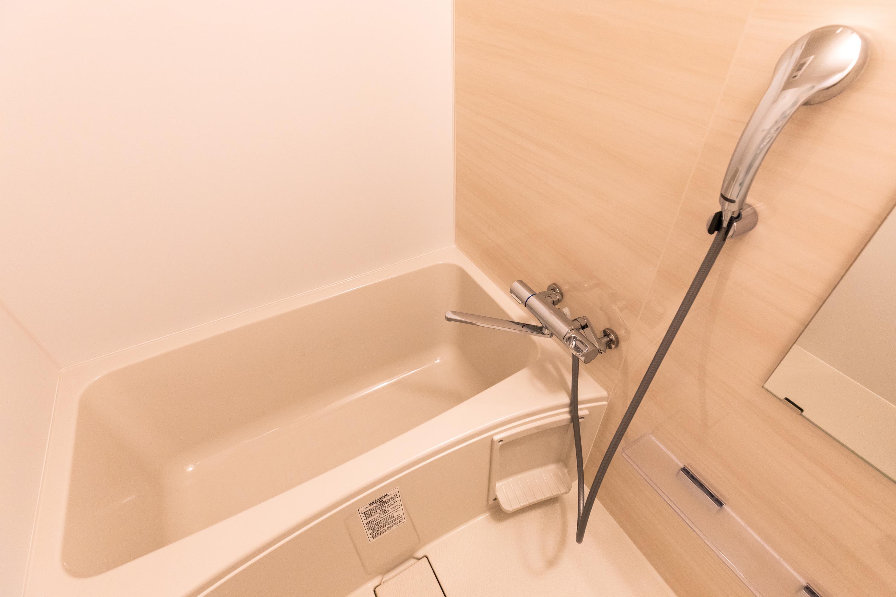 HOTEL KINJO 県庁前駅 7 セミダブルルーム【22平米】 浴 rooms